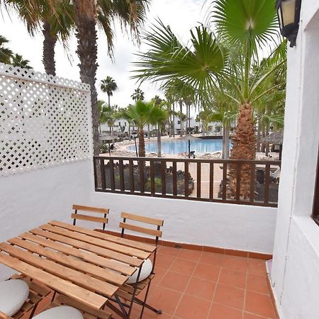 Book Jet - Oasis Pool View Apartment Corralejo Bagian luar foto