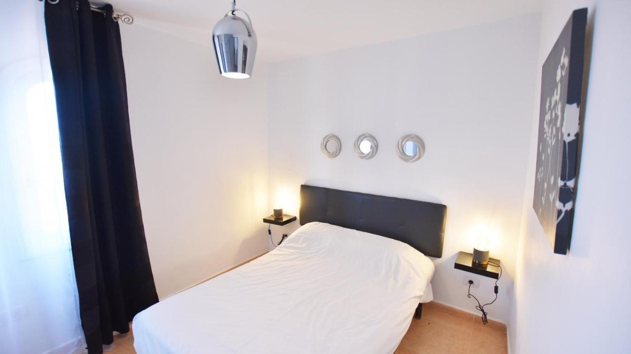 Book Jet - Oasis Pool View Apartment Corralejo Bagian luar foto