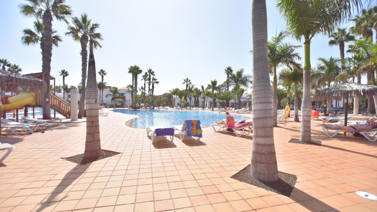 Book Jet - Oasis Pool View Apartment Corralejo Bagian luar foto