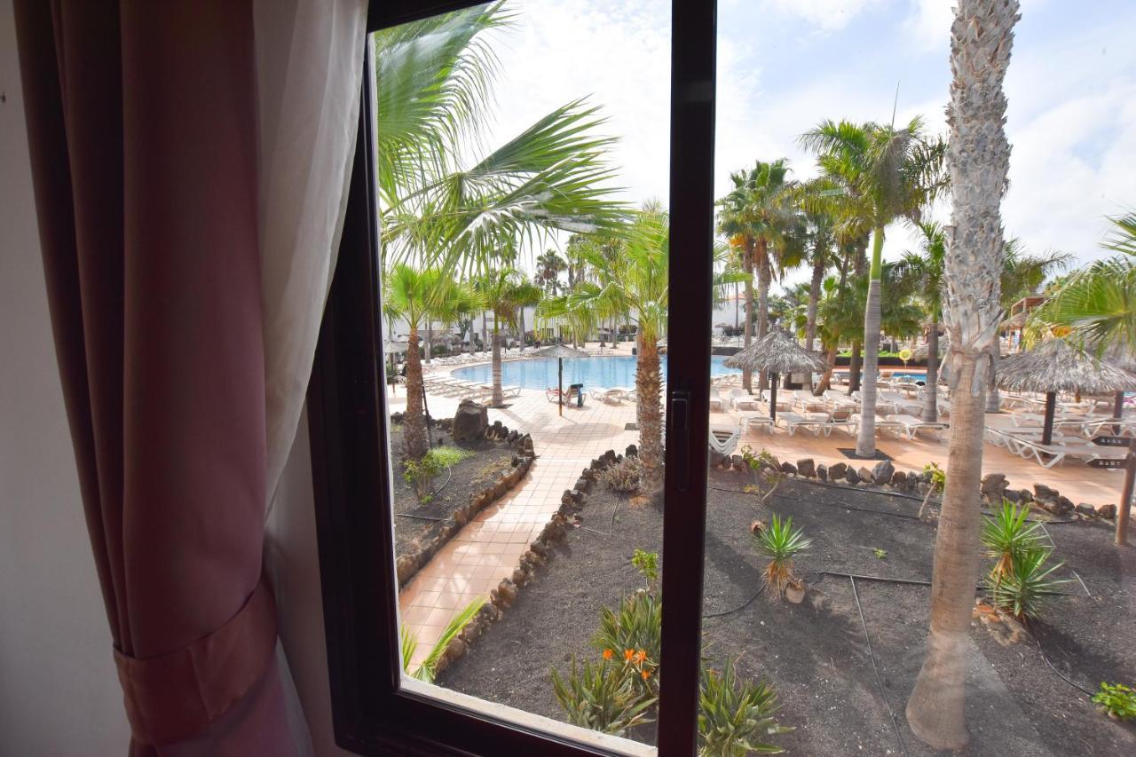 Book Jet - Oasis Pool View Apartment Corralejo Bagian luar foto